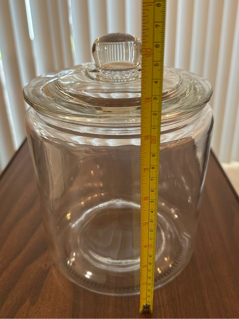 Lg. Glass Kitchen Storage Jar with it Lid - Picture 3 of 6